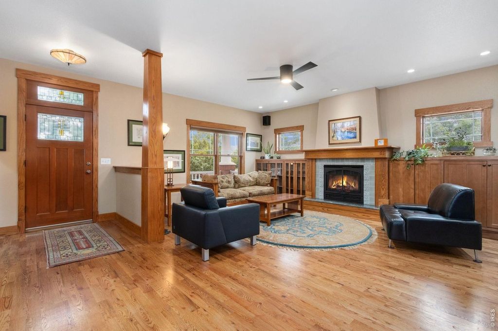 3533 Hearthfire Dr