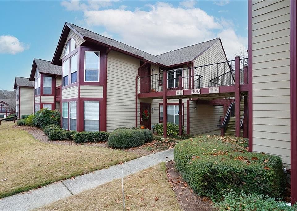 1st image of 905 Wentworth Ct
