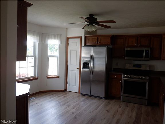 3rd image of 17811 Engle Ct
