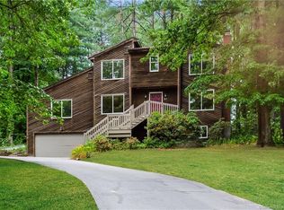 31 Woodduck Farms Rd, Windsor, CT 06095