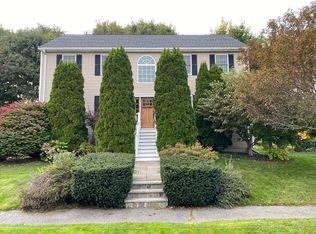 5 Cosmos Dr, Peabody, MA 01960