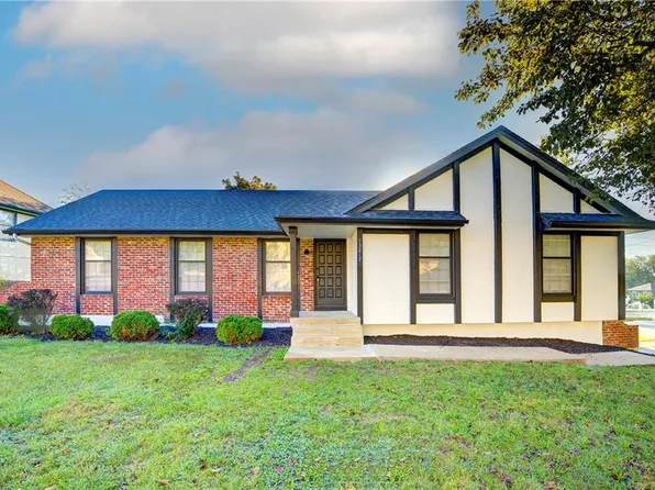 13217 Eastern Ave, Grandview, MO 64030