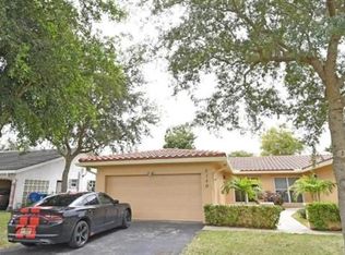 8140 NW 40th St, Coral Springs, FL 33065