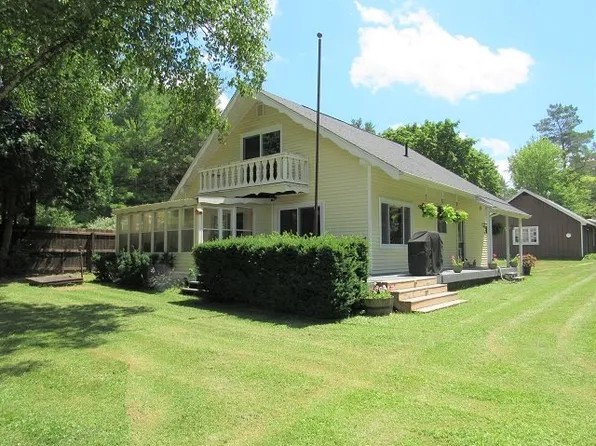 167 Ann Ct, Hope, MI 48628
