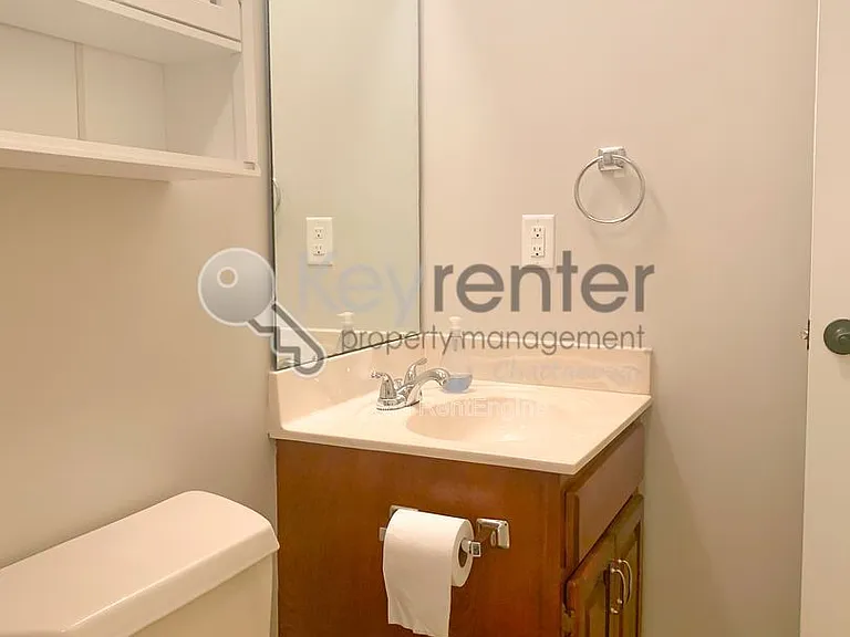 7716 Royal Harbour Cir — Photo 25