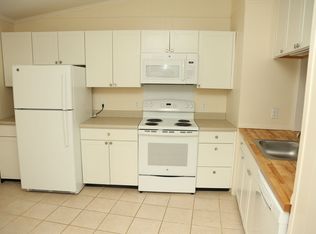 1040 Reservoir Rd, Charlottesville, VA 22903