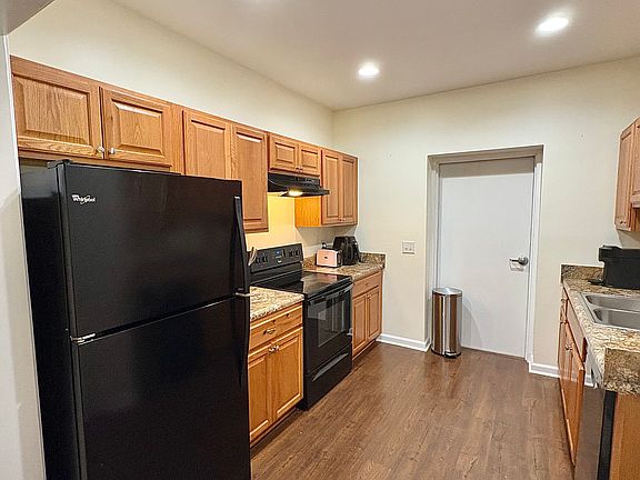 2nd image of 1624 16th Ave S APT 100