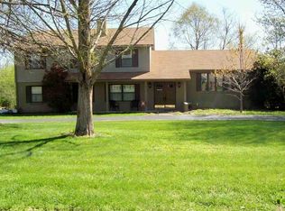 252 Lakeview Dr, Mayfield, KY 42066