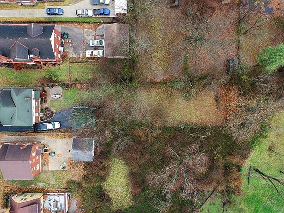 3rd image of 3530 Epworth Ave