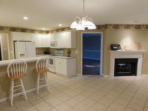 Kitchen and morning room