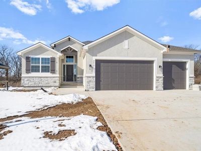 2610 SW Tracker Ln, Lees Summit, MO, 64082