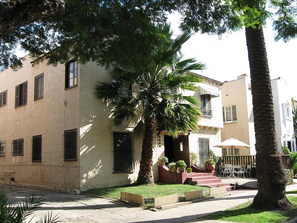 1st image of 430 N Curson Ave #430.5