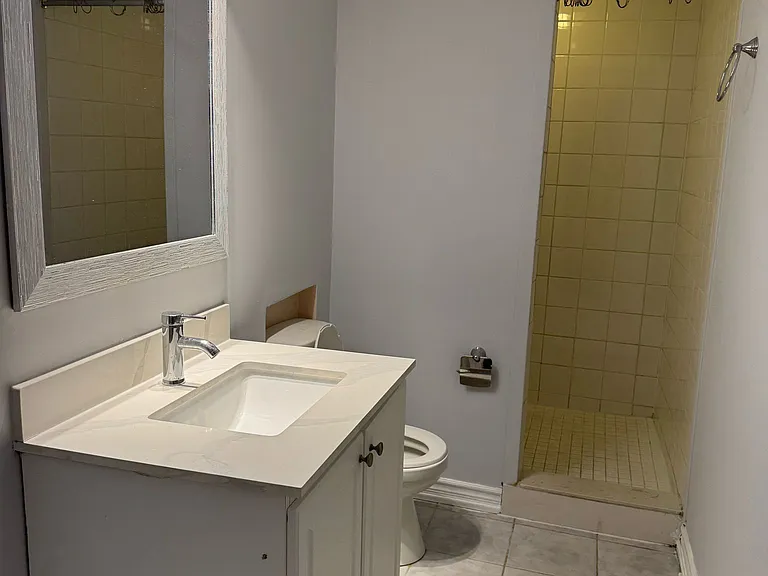 7225 Dime Cres #BASEMENT — Photo 14