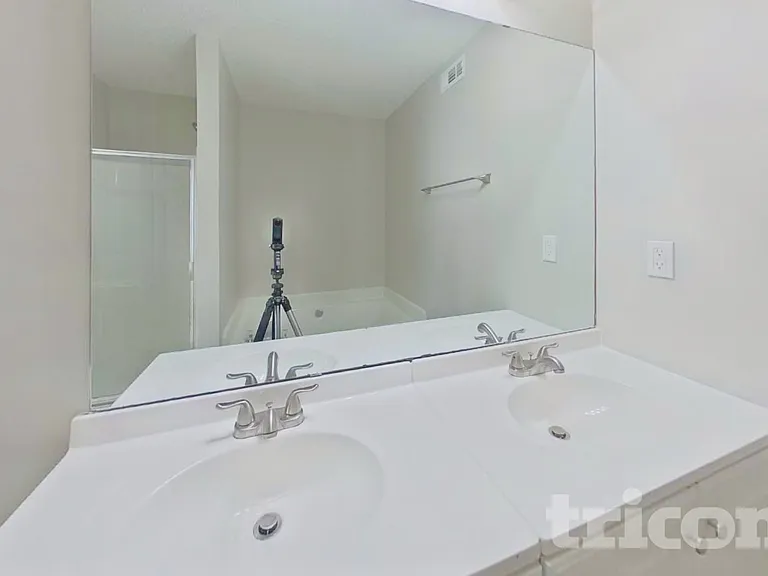 1208 Elise Marie Dr — Photo 8