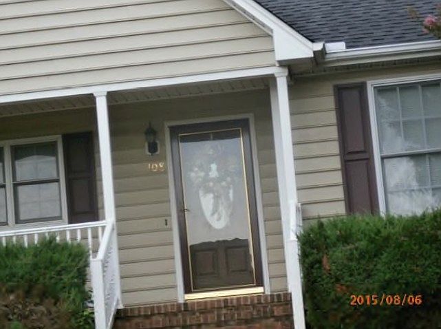 2nd image of 108 Cale Dr