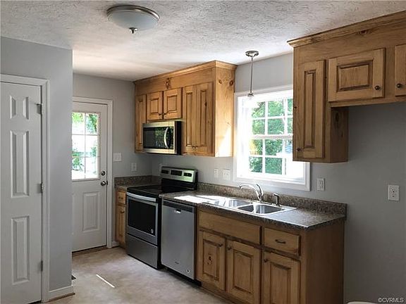 5th image of 9 N Juniper Ave