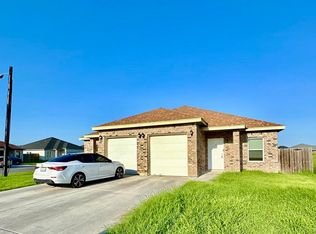 1022 Escondido Ln W #2, Harlingen, TX 78550
