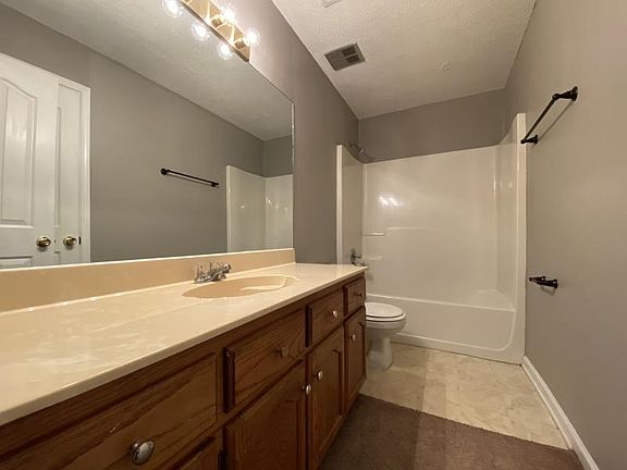 4th image of 7911 Annes Cir