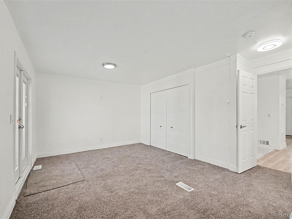 8603 Essex Ave, photo 10