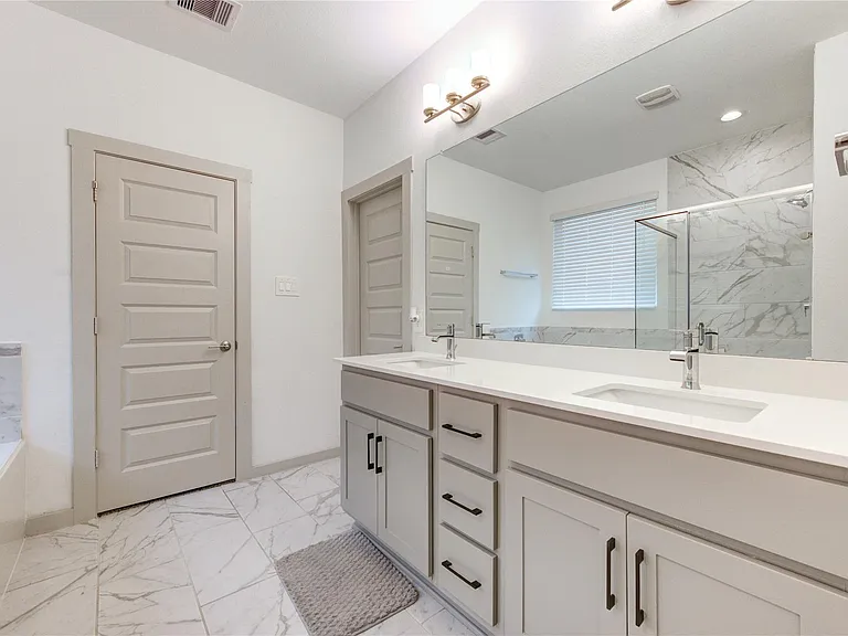 3306 Black Gore Creek Dr — Photo 26
