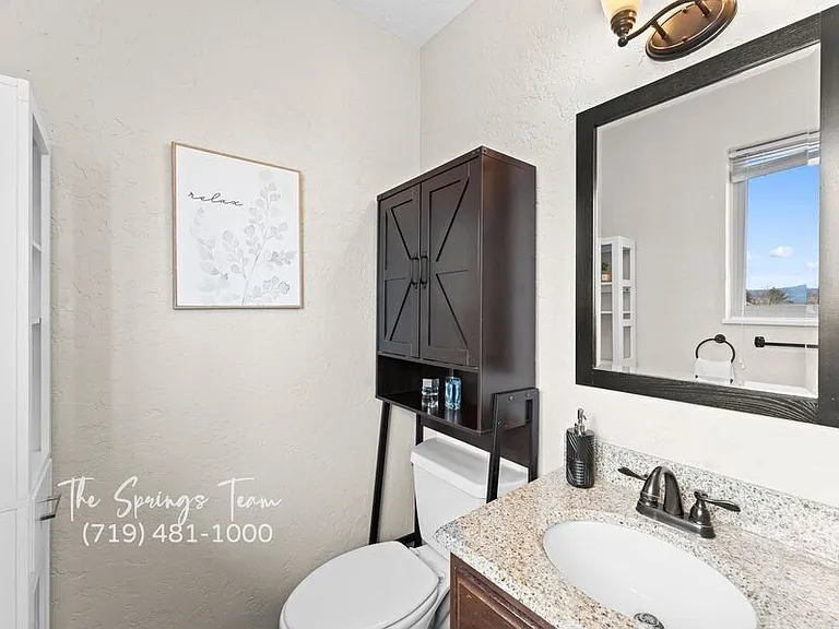 1730 Hathaway Dr — Photo 35
