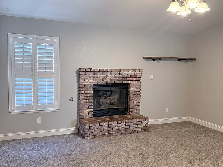 13801 San Esteban Ave — Photo 5