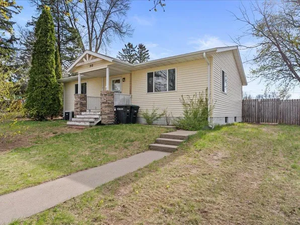 712 8th St NE, Little Falls, MN 56345
