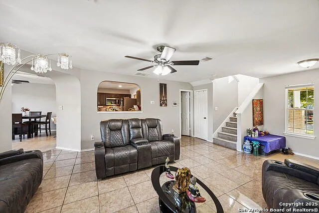 8810 Mesa Vis — Photo 7