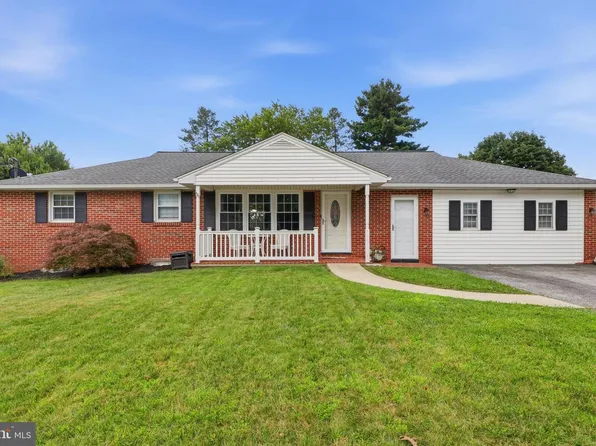 116 E Clearview Dr, Shrewsbury, PA 17361