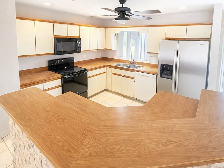 10325 SE 144th Pl — Photo 3