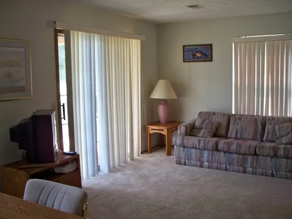 21 Fall Creek Trl APT 4, Branson, MO 65616