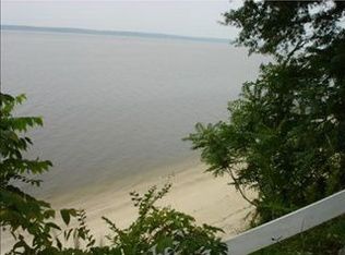 6194 Allmondsville Rd, Gloucester, VA 23061