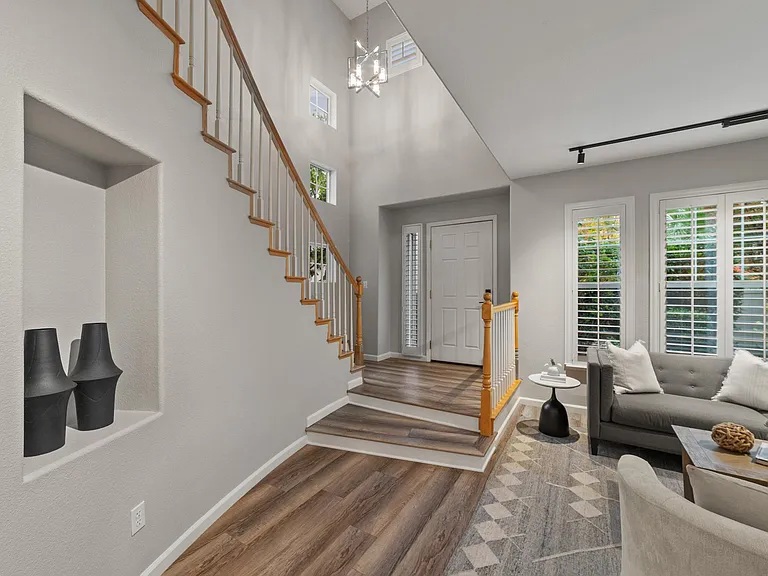 9837 Villa Francisco Ln — Photo 8