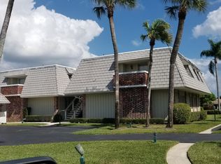 415 Pine Tree Ct APT 17, Atlantis, FL 33462