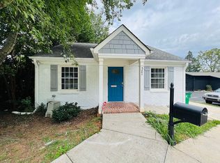 521 Briar Creek Rd, Charlotte, NC 28205