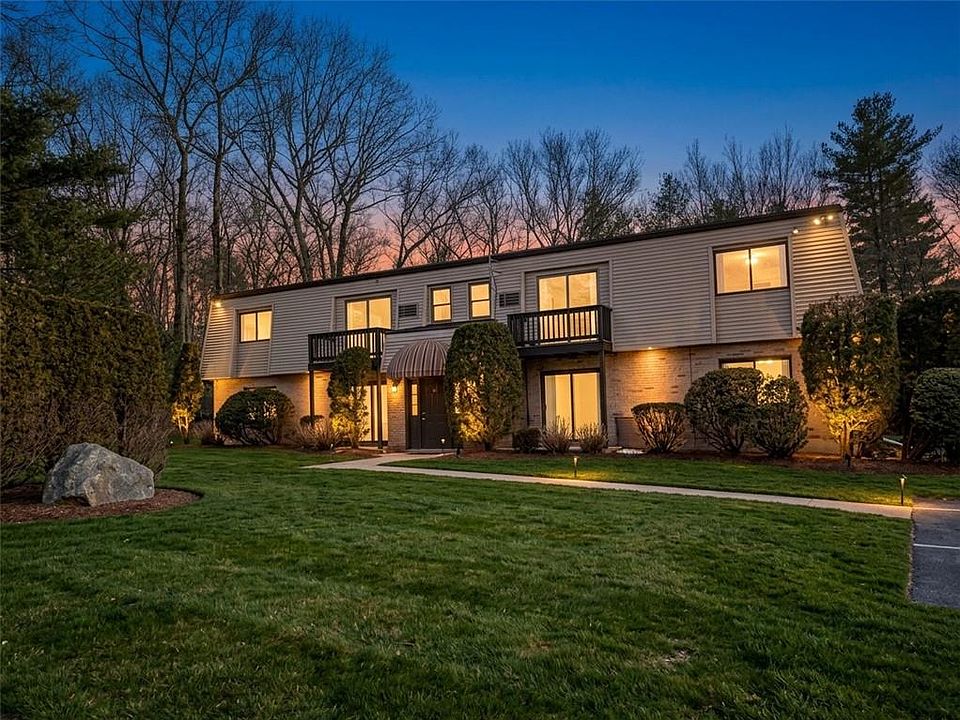 1st image of 15 Apple Valley Pkwy #2