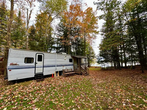 8032 W Pine Lake Rd, Argonne, WI 54511