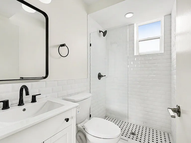 4729 Rohns St #1A — Photo 22