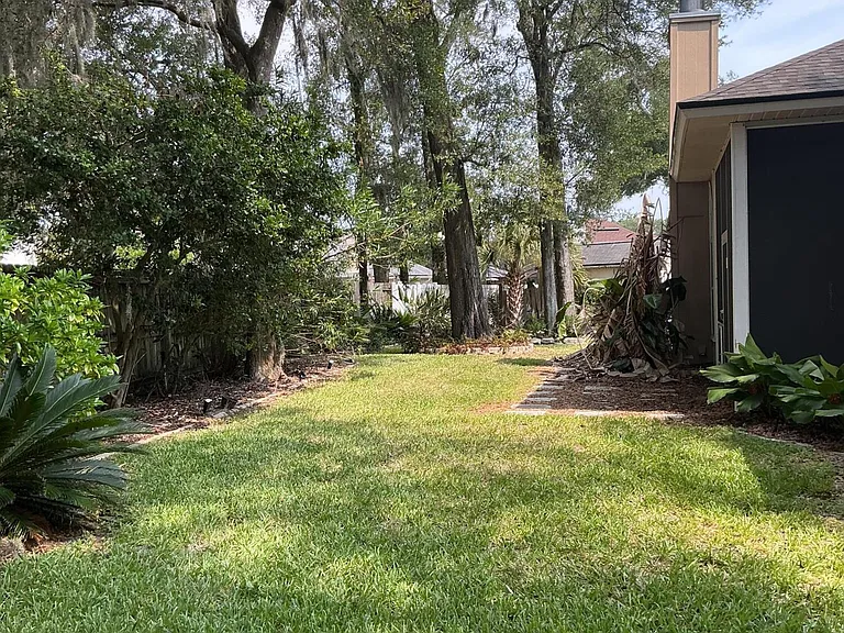 12335 Vine Maple Way — Photo 21