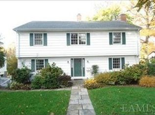 15 Church La S, Scarsdale, NY 10583