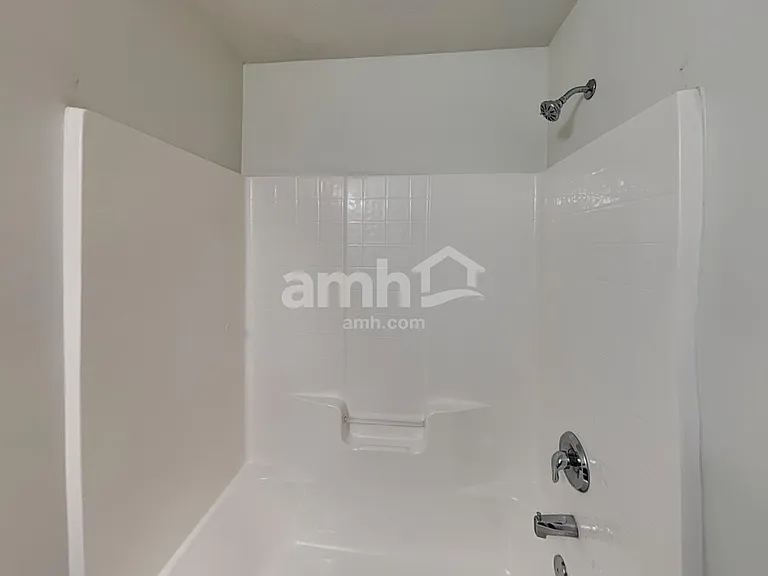 15634 Lakepoint Forest Dr — Photo 17