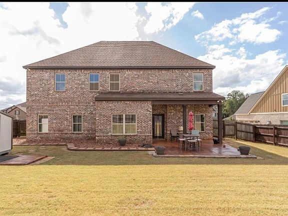 2nd image of 745 Glennbrooke Blvd