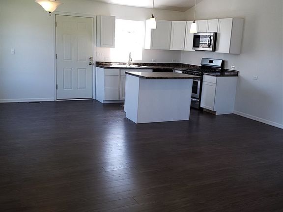 2nd image of 125 Wilshire Blvd