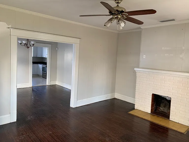 123 S Carlen St — Photo 4