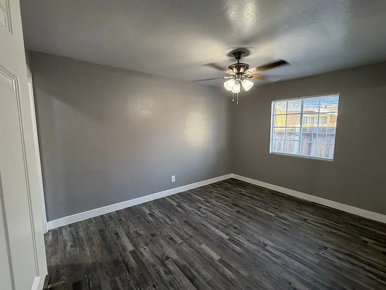 3608 Balboa Dr — Photo 41