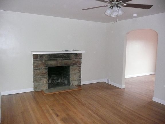 Living Room with non-working fireplace