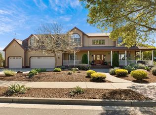 4760 Hillsboro Cir, Santa Rosa, CA 95405