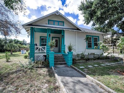 39 W Park St, Tarpon Springs, FL, 34689