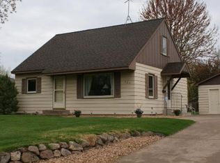 921 Benton St, Anoka, MN 55303