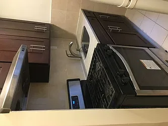 Rented by Kinyu Realty